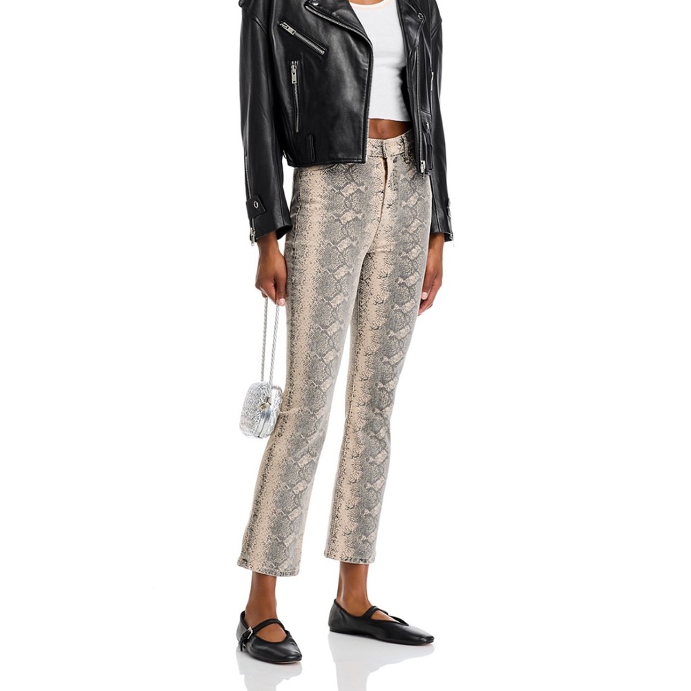 MOTHER The Hustler Flood Jeans in Boa Babe